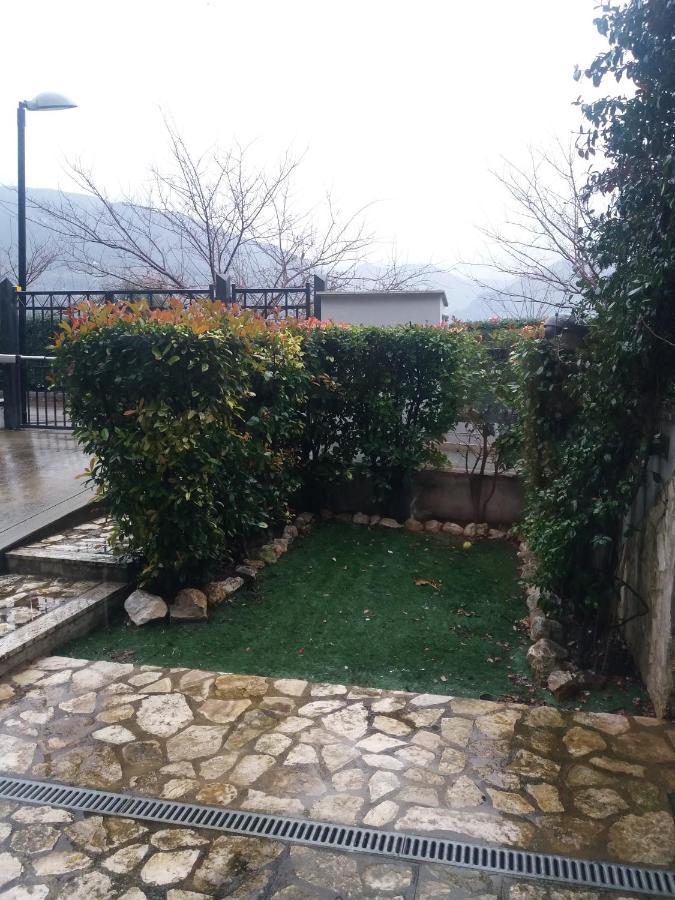 Ferienwohnung Tana Per Gli Ospiti Terni Exterior foto
